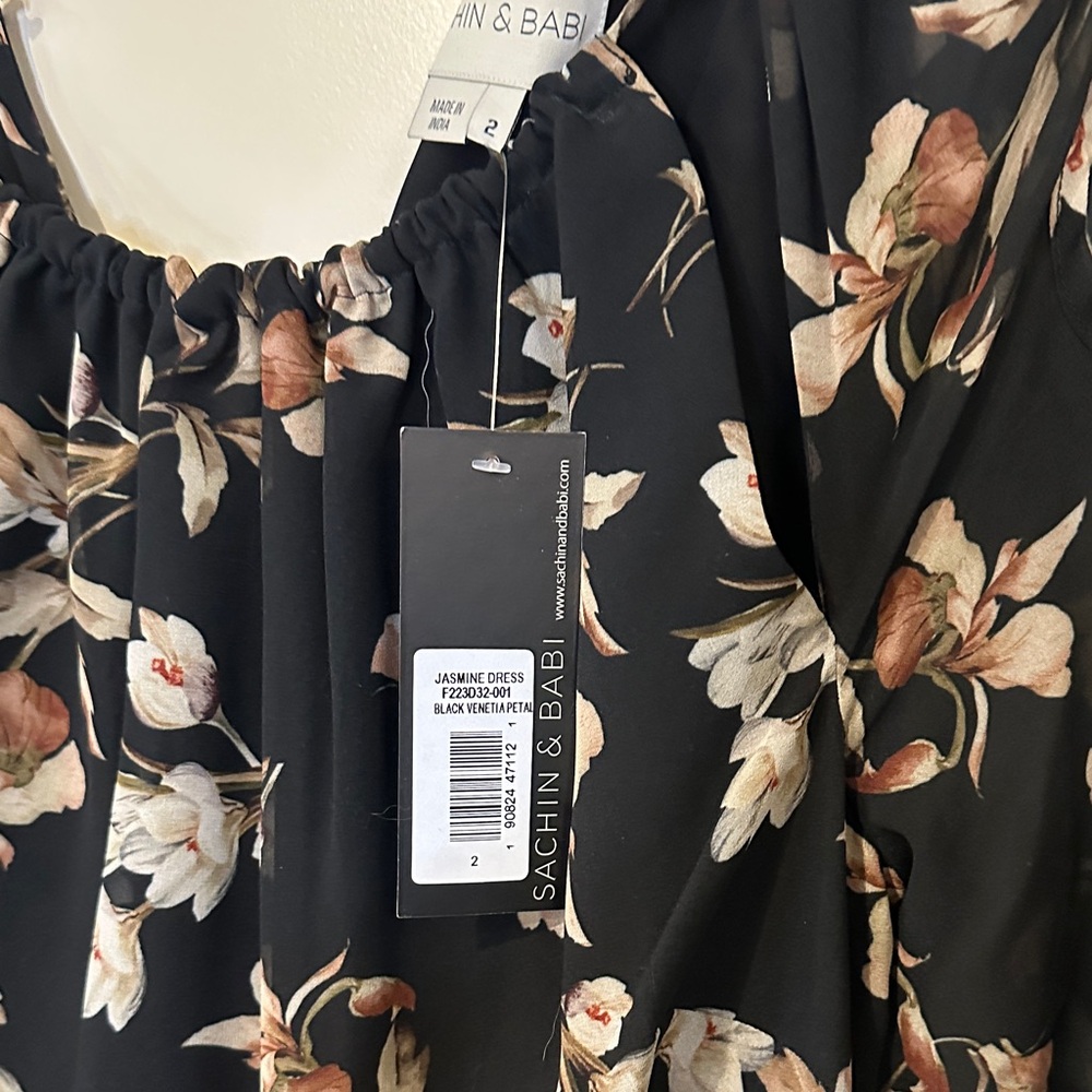 Sachin + Babi Black Floral Long Sleeve Dress - Picture 4 of 5